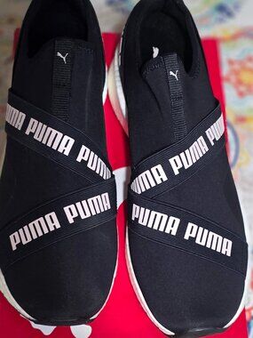 NWT PUMA NRGY Star Slip-On Sneakers Size 11 Black White Running Shoes 192755 03